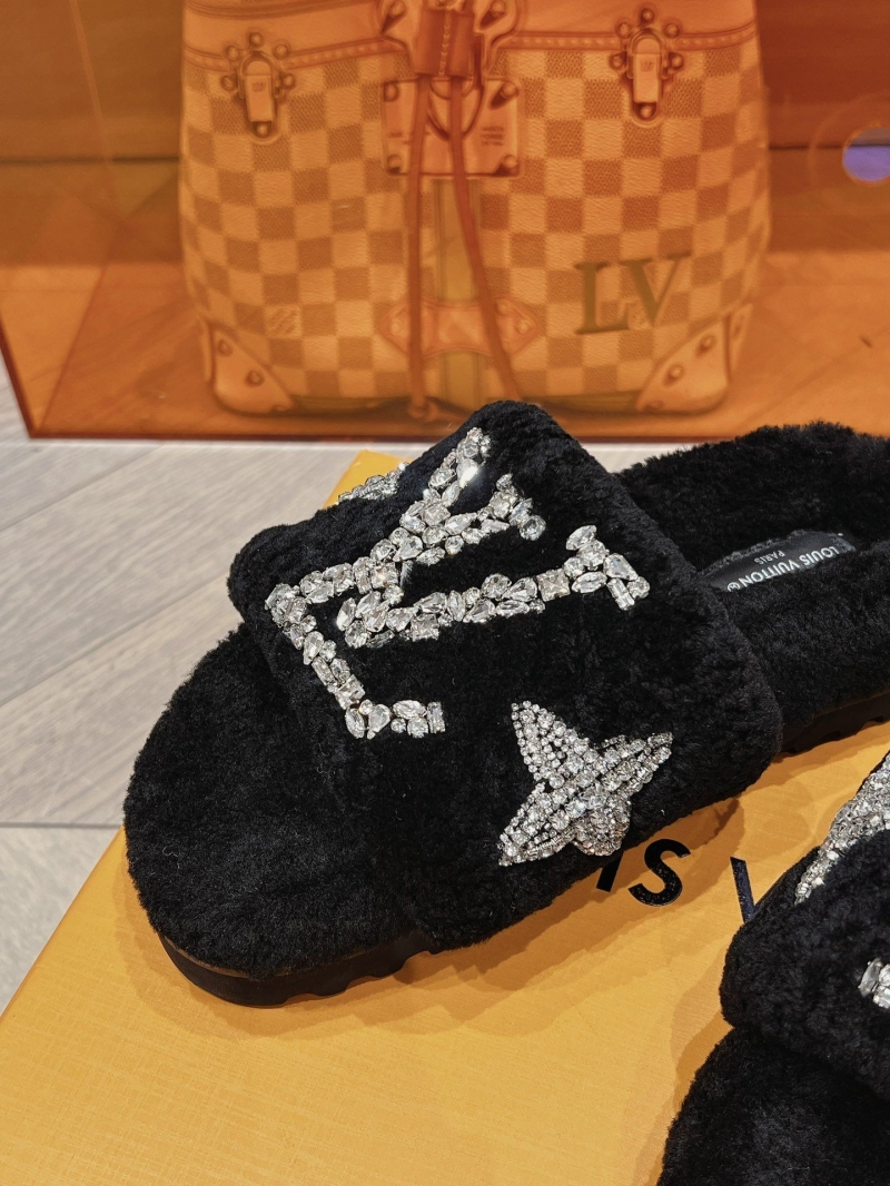 Louis Vuitton Slippers